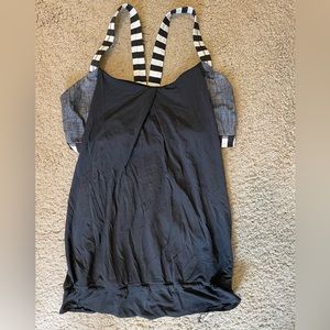 Lululemon work out tank, size 10
